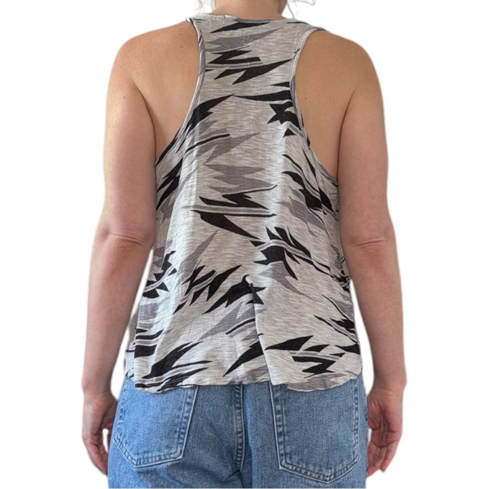 Gray Patterned Tank Top - Picture 3 of 8